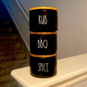 Stackable Rae Dunn canisters